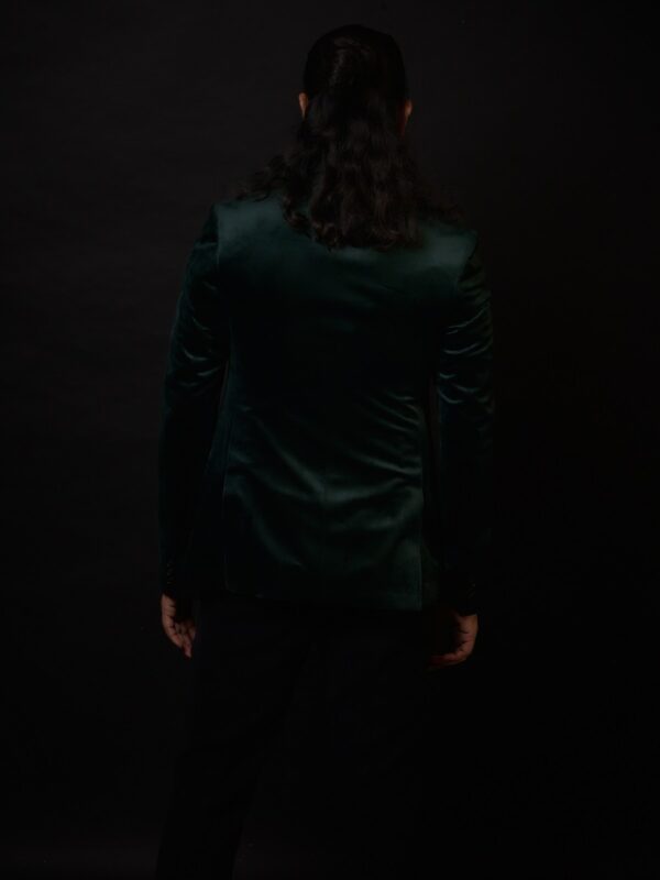 Emerald Velvet Elephant Crest Bandh Gala - Image 3