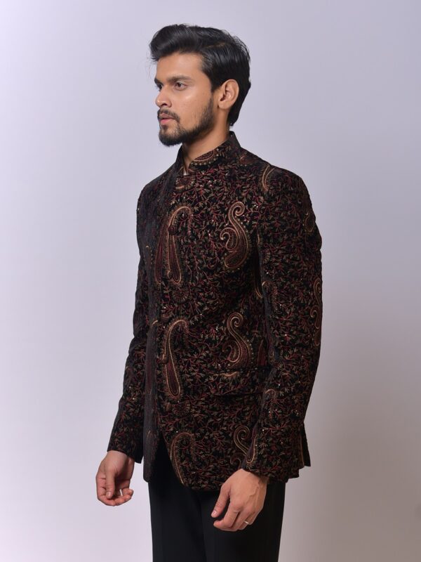 Maroon Paisley Velvet Bandh Gala - Image 4